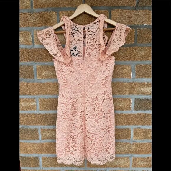 NBD Peach Allover Lace Cold Shoulder Dress small - Picture 9 of 14
